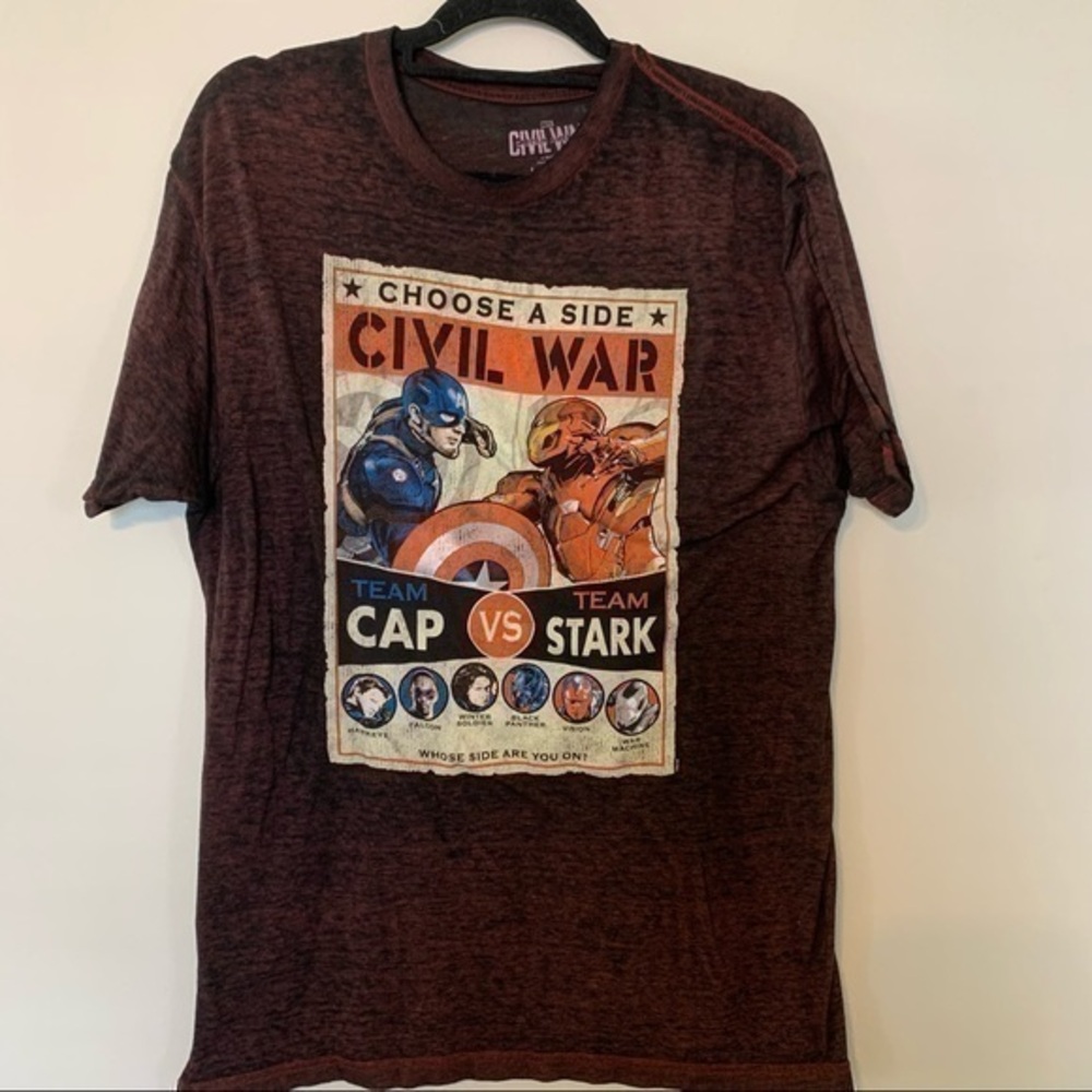 Marvel size large Captain America tee